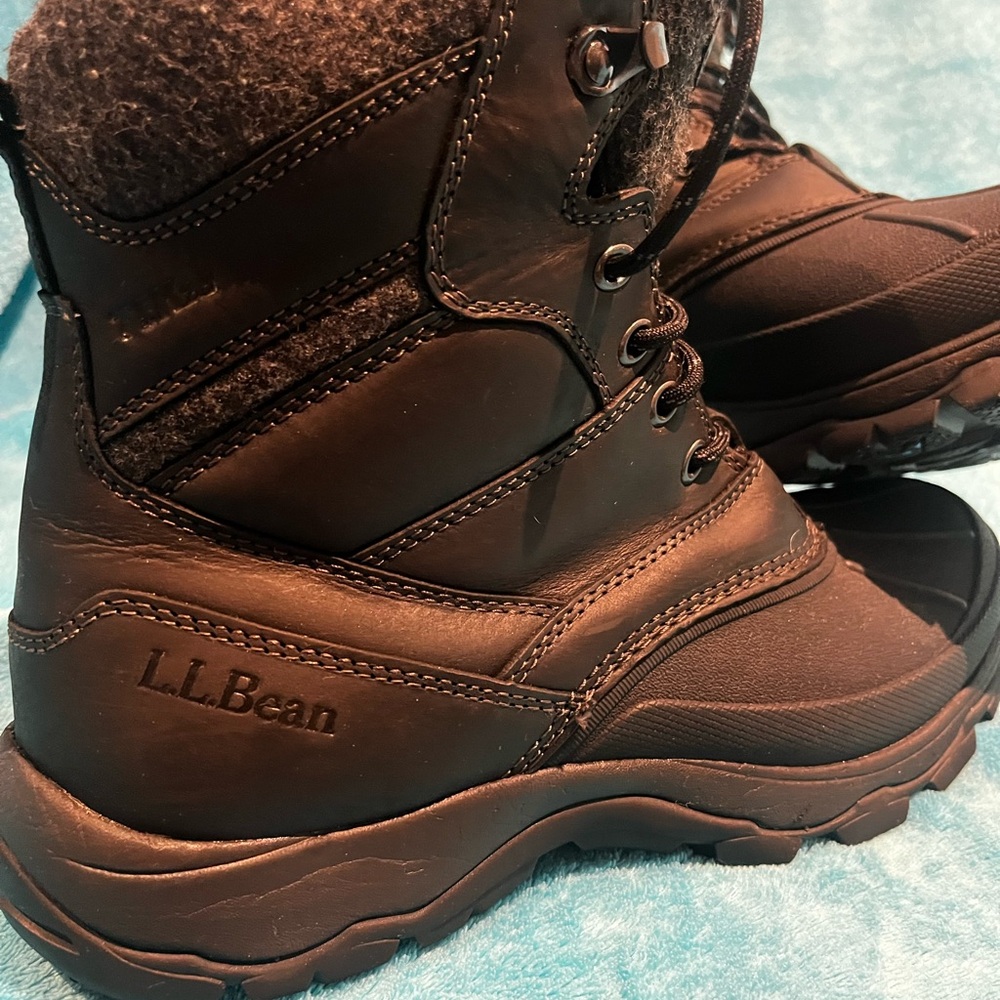 L.L.Bean Storm Chaser 4 Arctic Grip boot. Like New sz 9